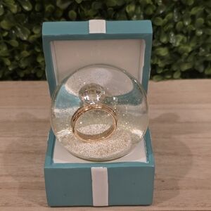 Viral Diamond Ring in Tiffany Blue Style Box LED Light Up Gold Glitter Globe
